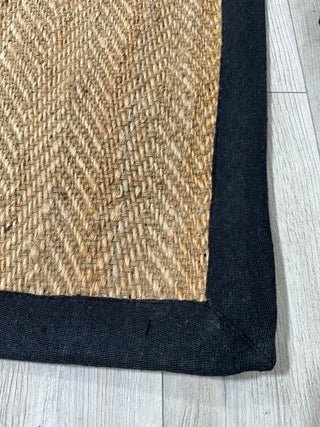 ALFOMBRA YUTE BORDE NEGRO 160x230 - laalfombreria