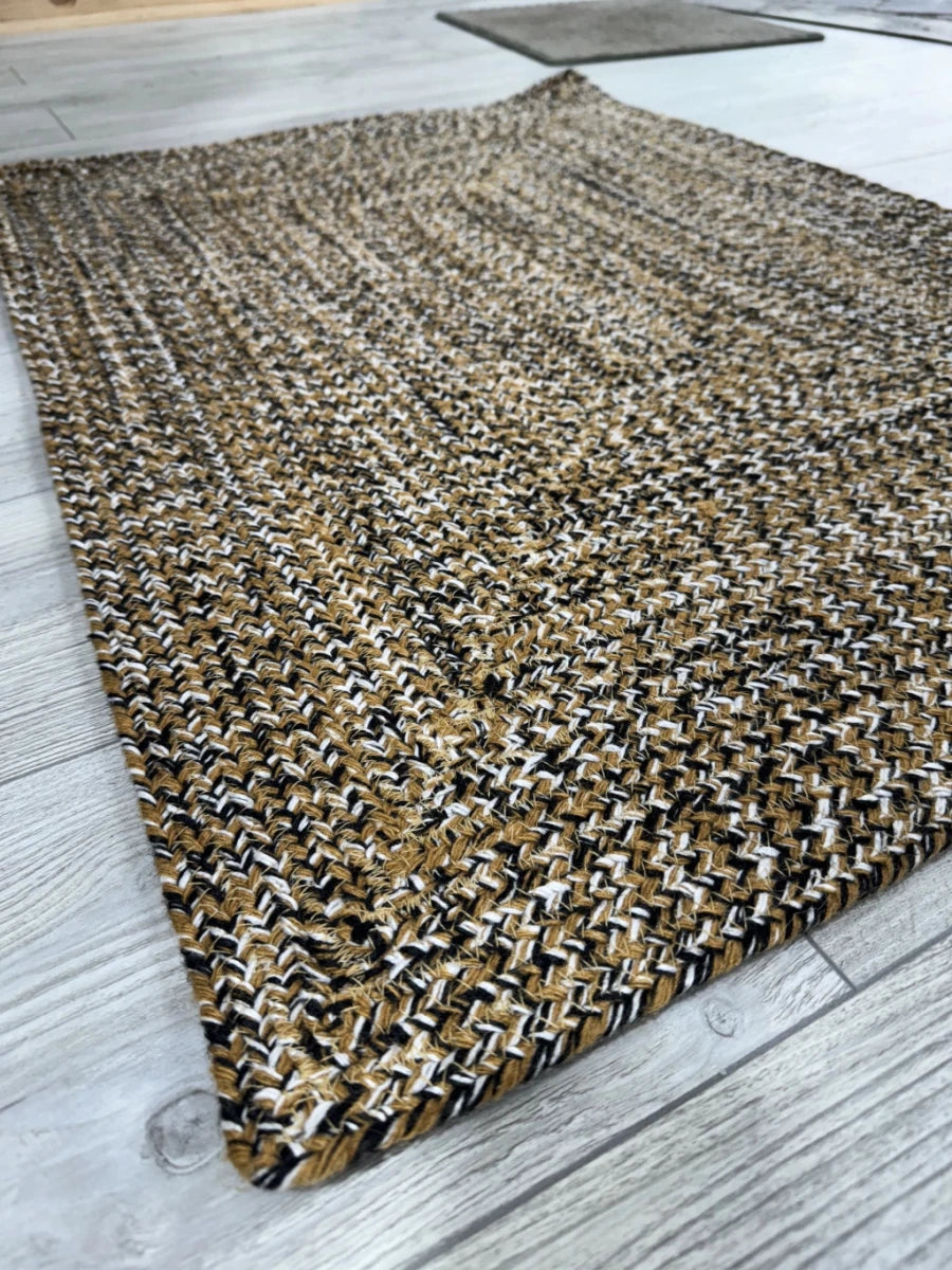 BAJADA DE CAMA PET BROWN 70x100 - laalfombreria