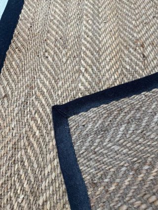 PASILLO YUTE BORDE NEGRO 80x230 - laalfombreria